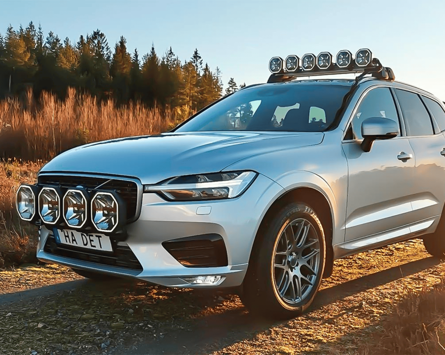 LuminaLights Power X6 på ett fordon